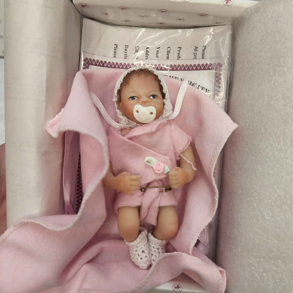 Lot Of 4; 3 Ashton Drake Heavenly Handfuls of love dolls And 1 Sweet As You Doll